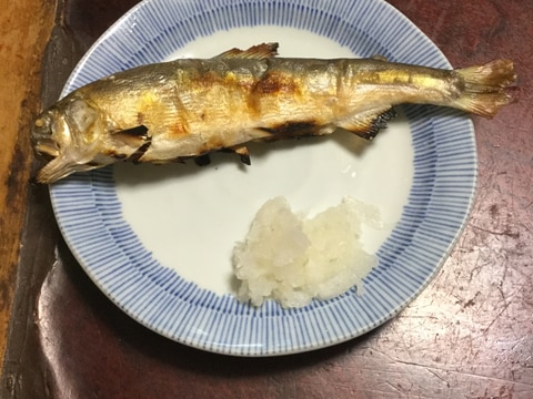 甘酒風味の鮎の塩焼き。